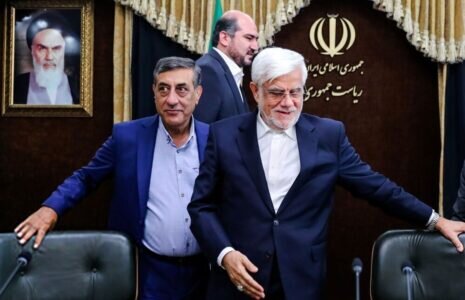 تنش در بدنه دولت بالا گرفت؟ /  جدال عارف و قائم‌پناه تنها یک مشاجره توییتری نیست